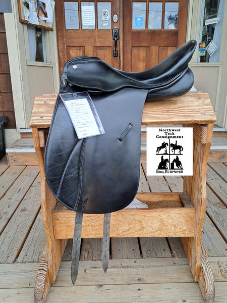 16.5" Collegiate Art Dressage Saddle