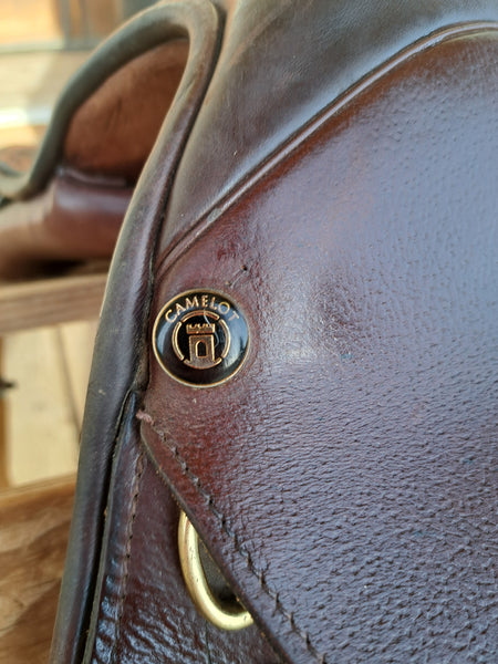 15" Camelot English jump Saddle