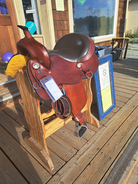 15.5" Royal King Gaited Trail Saddle