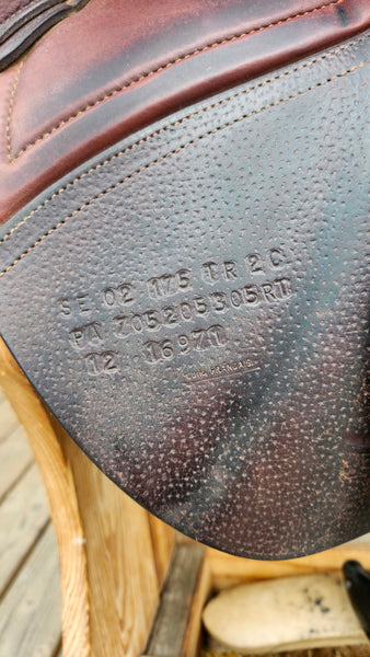 17.5" CWD SE02 Jumping Saddle