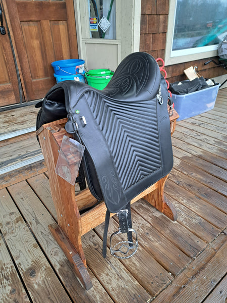 14" Ludomar Elvas Portugese Saddle