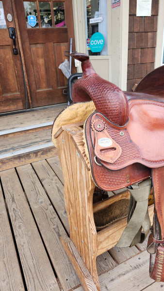 16" Crates Western Trail Saddle