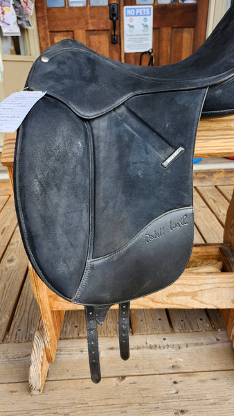 17.5" Wintec Isabell Werth Dressage Saddle - CAIR