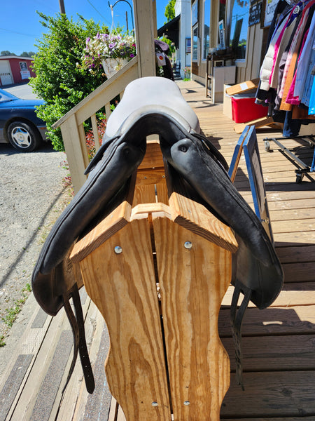 17.5" Dominique Barbier Dressage Saddle