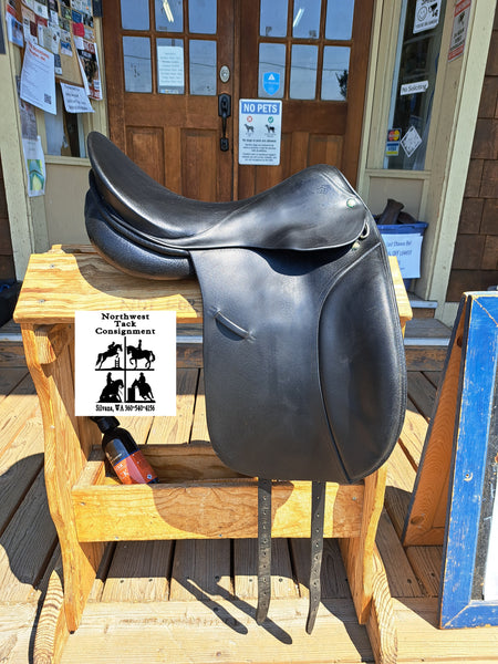 16.5" Fredy Roosli Pilatus Dressage Saddle