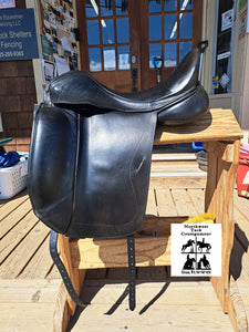 18" Custom Saddlery Advantage Dressage Saddle