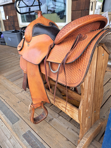 17" Frontier Saddlery Equitation Trail Saddle