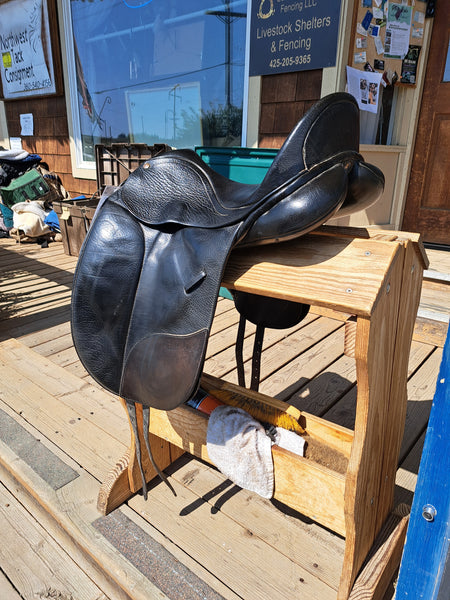 16" Bates Isabell Dressage Saddle