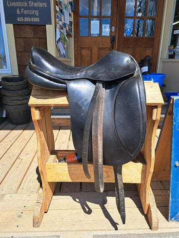 18" Lauriche Dressage Saddle