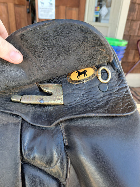 18" Black Country Vinici Monoflap Dressage Saddle