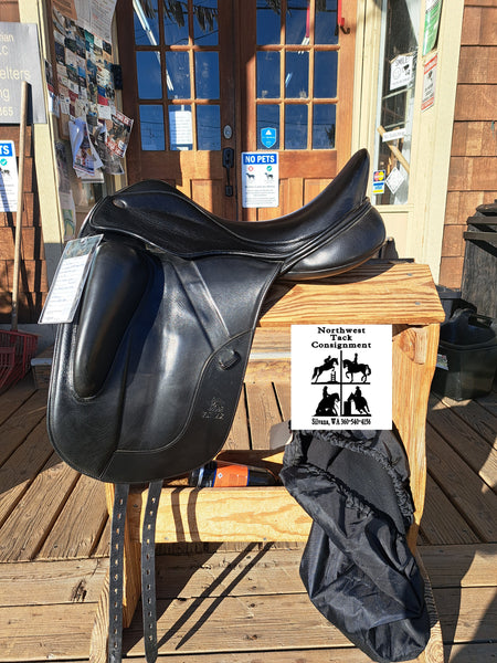 18" Fairfax Gareth Dressage Saddle