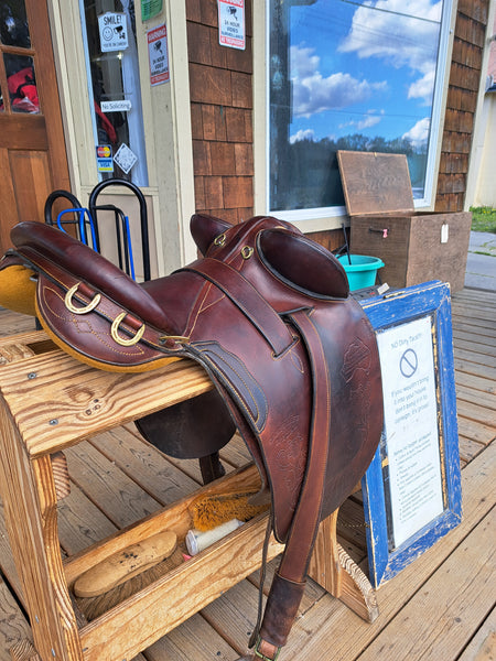 13.5" Australian Stockman Saddle