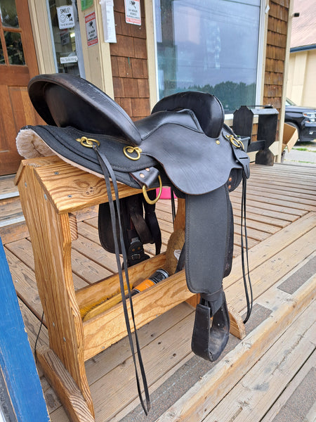 16" High Horse by Circle Y Highbank endurance saddle