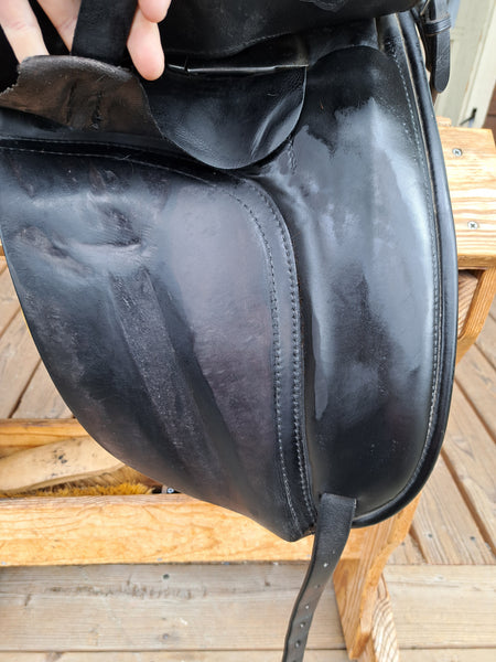 17.5" Revere Custom Dressage Saddle
