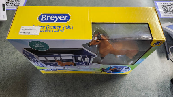 NEW Breyer Deluxe Country Stable