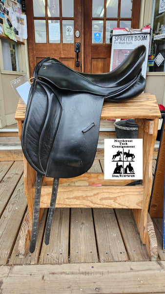 17" JRD Dressage Saddle