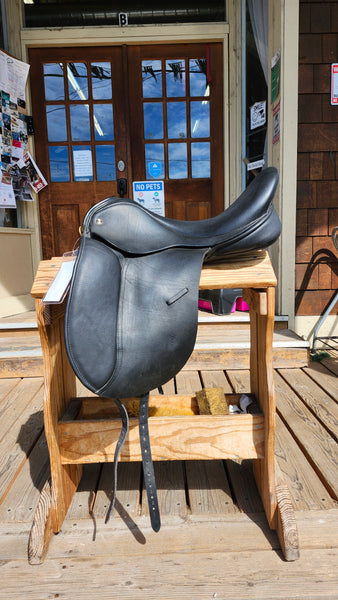 18" JRD Custom Dressage Saddle
