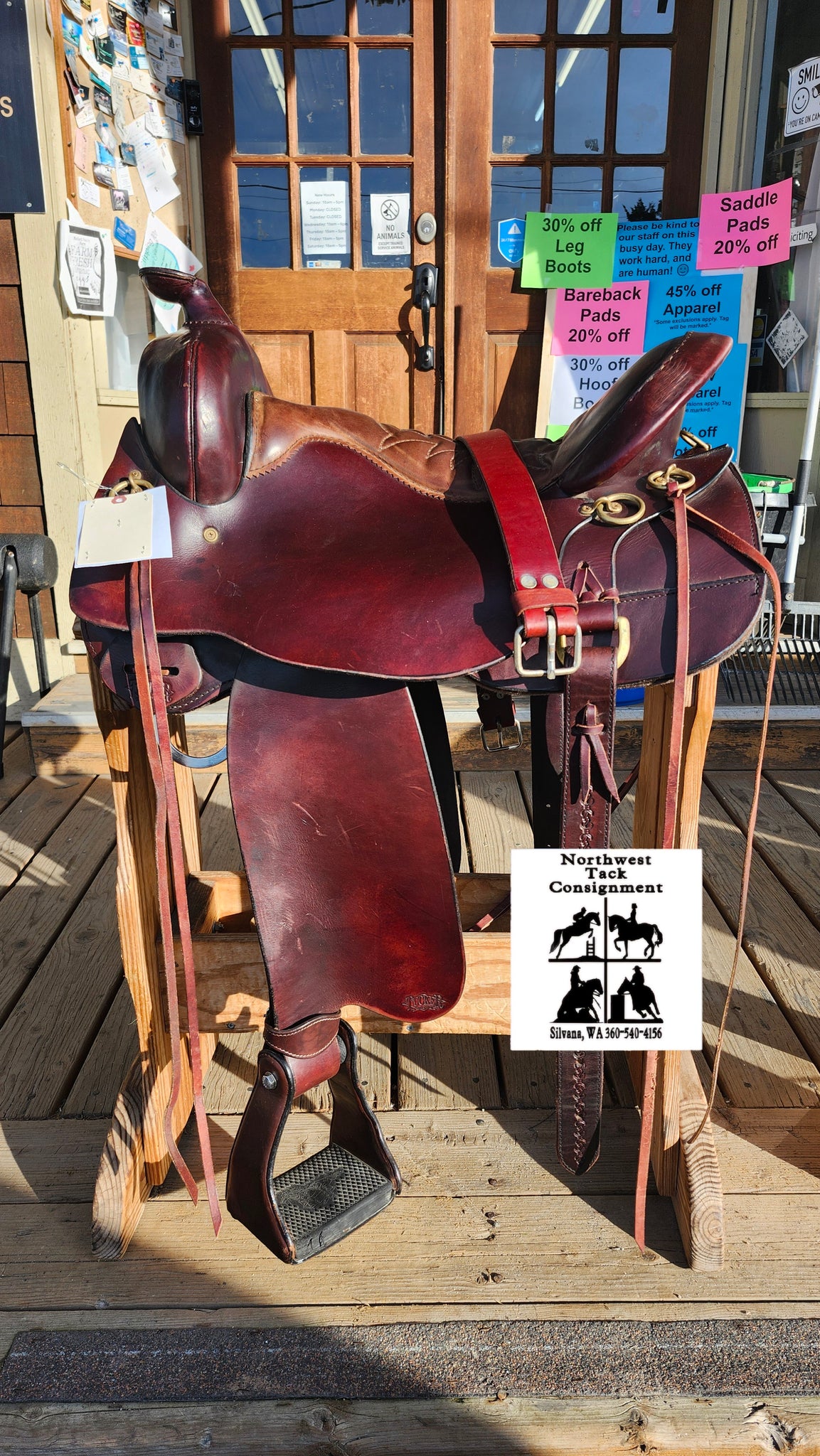16.5" Tucker Northwest Western Trail Saddle