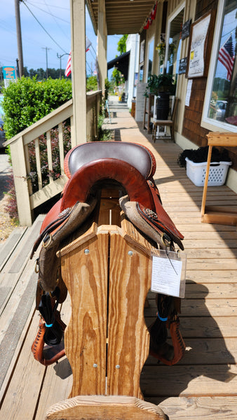 16.5" Tucker T59 Endurance Saddle