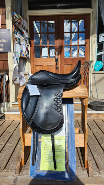 18" Hidalgo Chicago Dressage Saddle