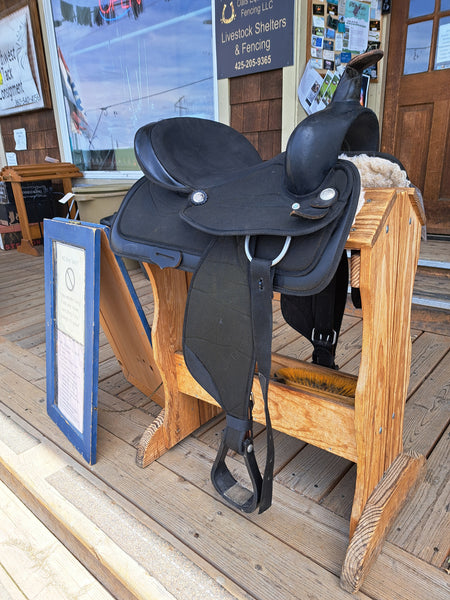 15" Abetta Synthetic Western Saddle