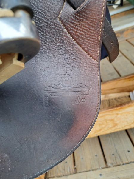 17" Prestige Versailles Jumping Saddle