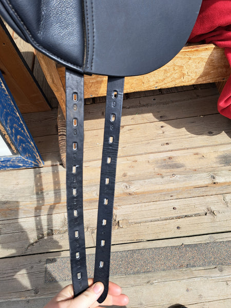 17.5" Thorowgood Dressage Saddle