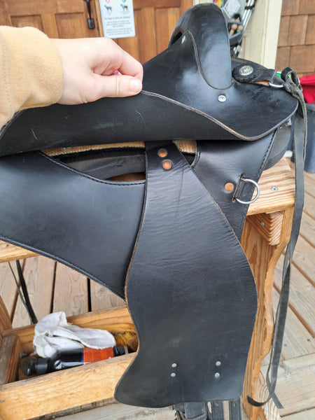 16" Specialized Saddlery Trailmaster Saddle