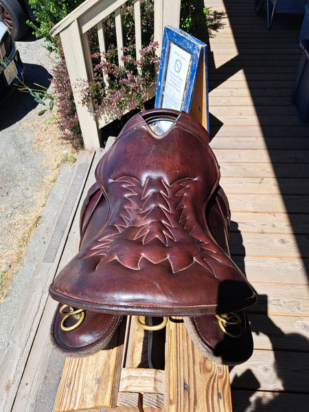 18" Tucker Montreal Trooper Saddle