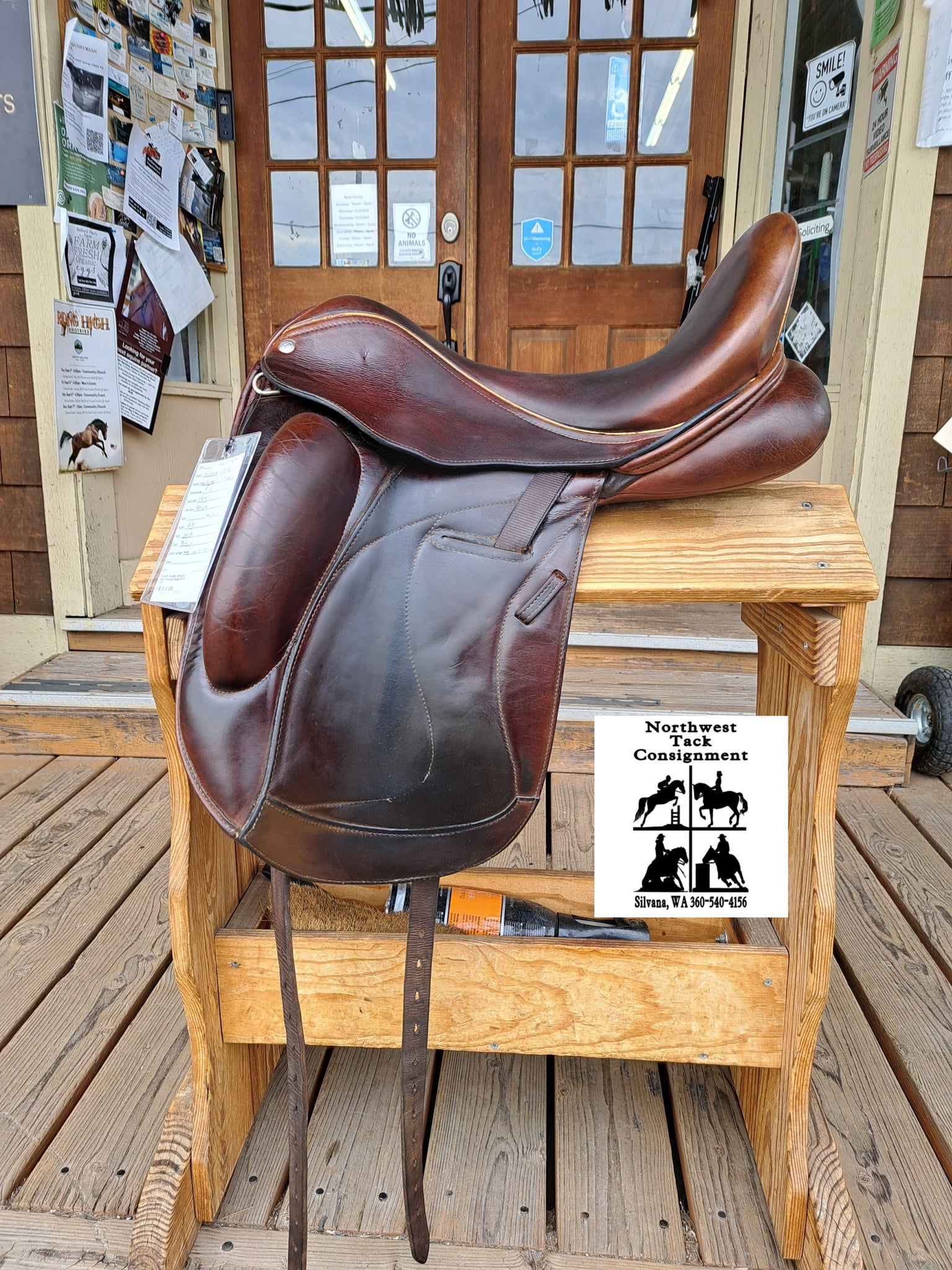 17.5" Custom Saddlery Wolfgang Solo Monoflap Dressage Saddle
