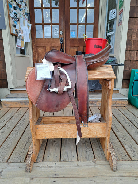 18" Cortina Close Contact English Saddle