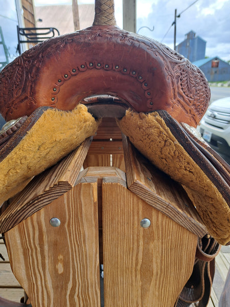 ON TRAIL 16" SRS Barrel Saddle