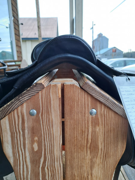 Ansur Classic Dressage Saddle
