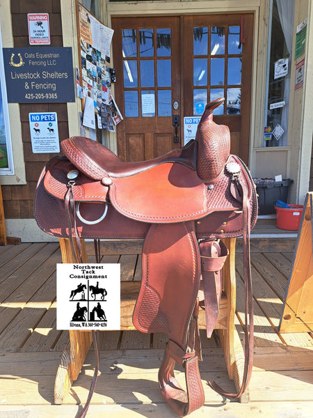 17" Crates Supreme Western Trail Saddle