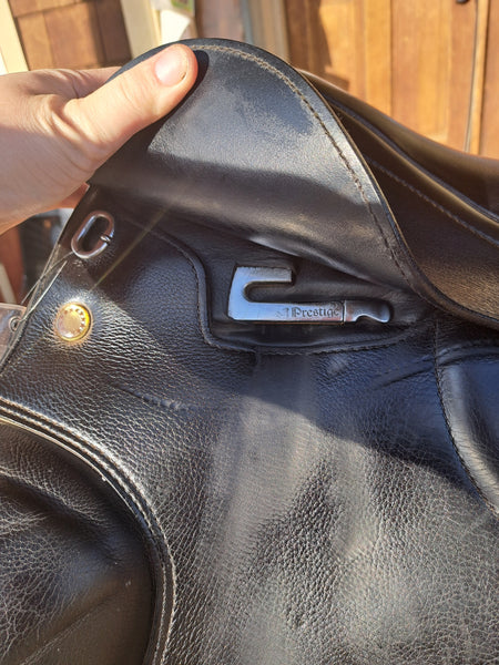 18" Prestige OptiMax Dressage Saddle
