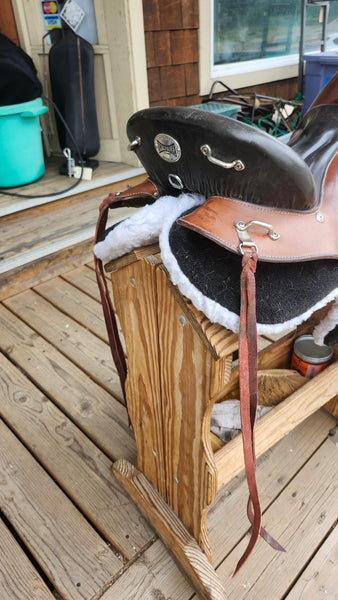 ON TRIAL 17" OrthoFlex Patriot Endurance Saddle