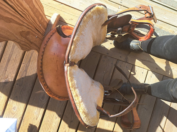 16" Circle Y Flex-Lite Durango Mule Trail Saddle