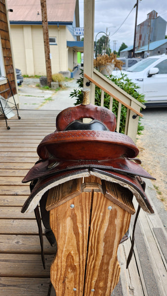 16.5" Diamond Barrel Saddle