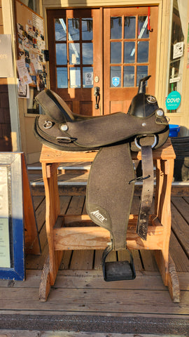 17" Abetta Adjustable Panels Trail Saddle