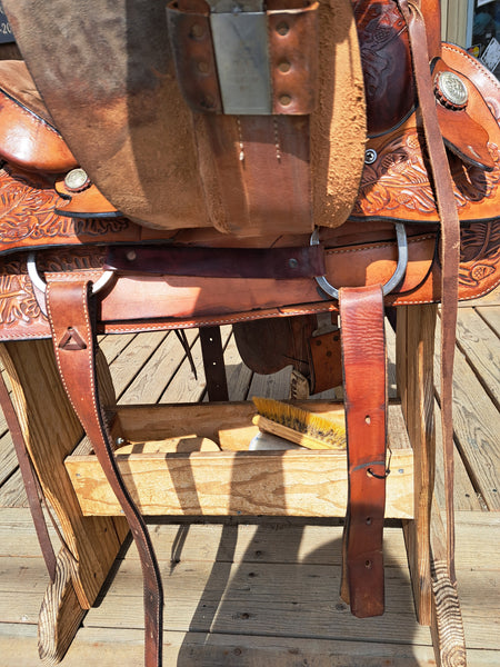 16" Hereford Tex Tan Western Saddle