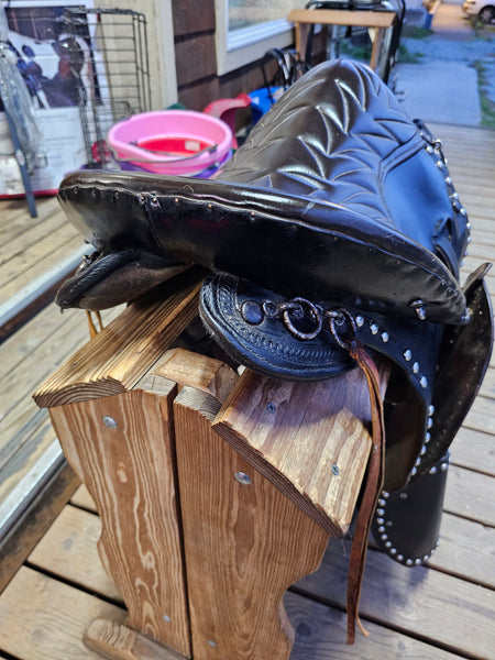 15" Simco Buena Vista Endurance saddle