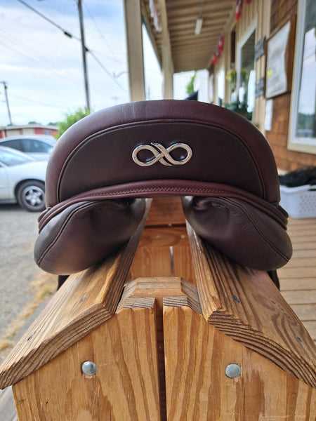 17.5" Connect Saddles Rialto SB Jump Saddle