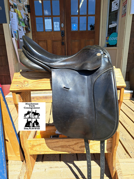 17.5" Karl Niedersuss Symphonie Dressage Saddle