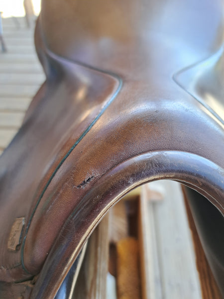 17.5" Hampton & Scott All Purpose English Saddle