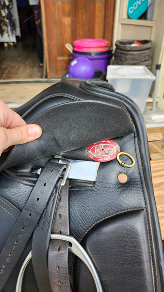17.5" Jeffries Saddlery Dressage Saddle