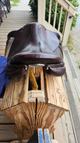16" Stubben Zaria Junior Jumping Saddle