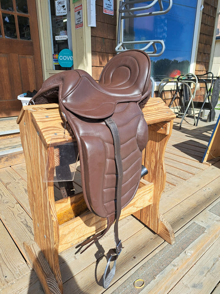 Youth English Treeless Saddle