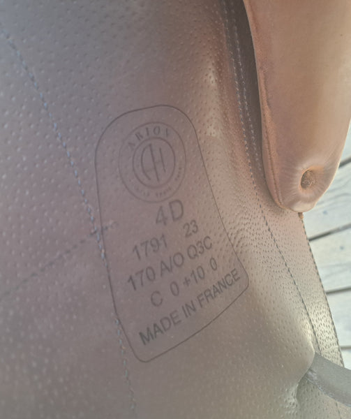 17" Arion 4D Monoflap Dressage Saddle