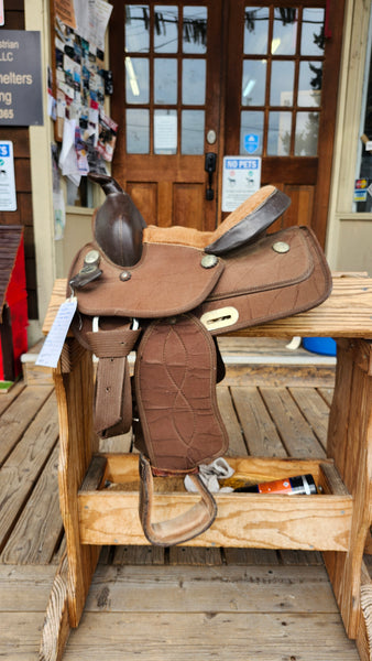10" King Series Synthetic Western Saddle