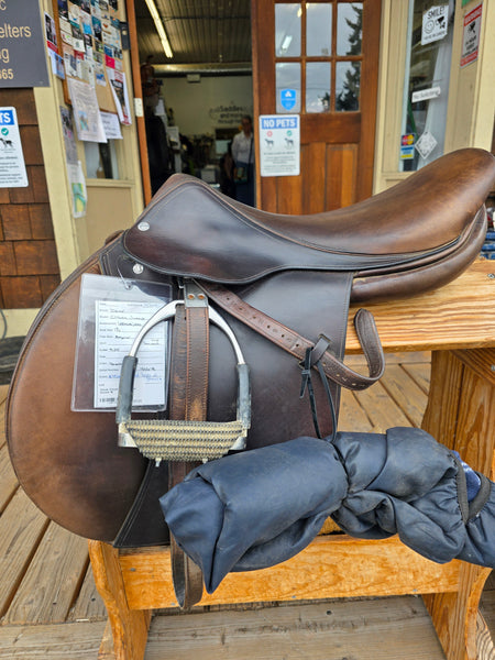 18" Dover Circuit Jump Saddle